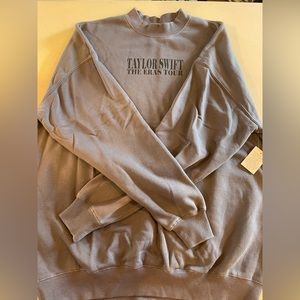 TAYLOR SWIFT ERAS TOUR VINTAGE SZ SMALL BLUE SWEATSHIRT. NWT